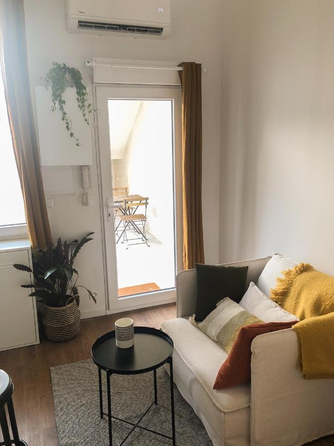 Studio Climatise - Gare - Centre Ville Nîmes Zewnętrze zdjęcie
