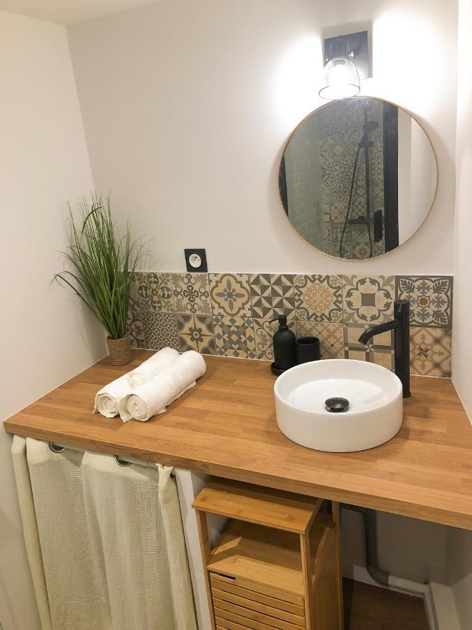 Studio Climatise - Gare - Centre Ville Nîmes Zewnętrze zdjęcie